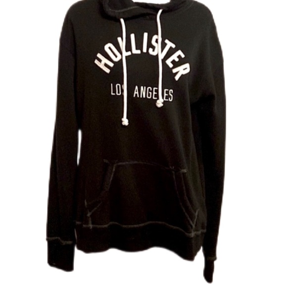 Hollister Tops - 🩵3/$18🩵 HOLLISTER BLACK HOODIE WITH THUMB HOLES AND POCKETS